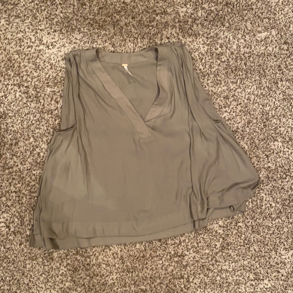Free people sleeveless flowy top